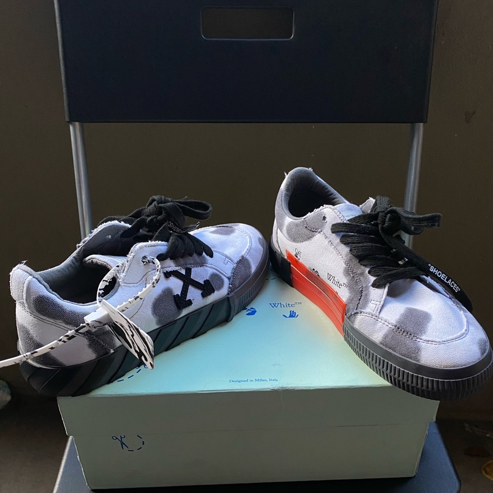 Off-White Vulcanized Tie-Die Sneakers